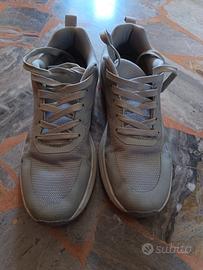 Scarpe sportive