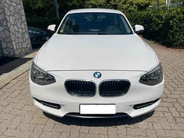 BMW 116i 5p. SPORT SOLO 95000 KM