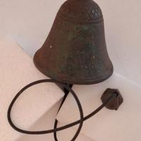 ANTICA CAMPANA IN FERRO CON BATACCHIO ORIGINALE.
