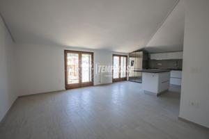 APPARTAMENTO RISTRUTTURATO IN ZONA CENTRALE - GRO
