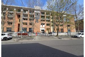 Box/Posto auto Salerno [via CodaVCG]