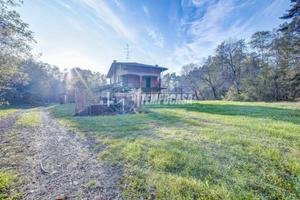 PORZIONE DI BIFAMILIARE CON GIARDINO!