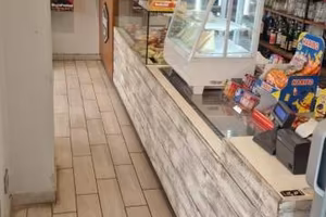 Attività / Licenza di 50 m² a Savona