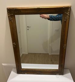 Specchio in legno dorato con 62X82Cm