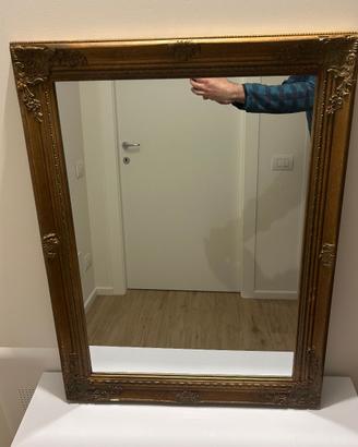 Specchio in legno dorato con 62X82Cm