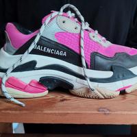 Balenciaga triple S 
