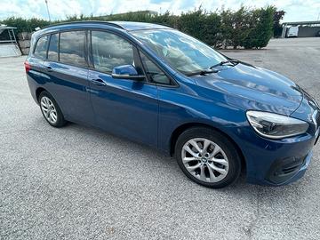 BMW 218 7 posti