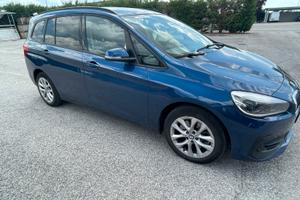 BMW 218 7 posti