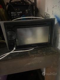 Impianto stereo auto