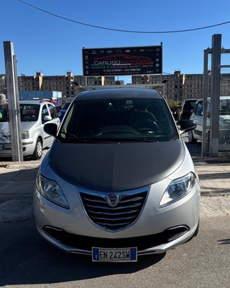 Lancia Ypsilon 1.3 MJT 16V 95 CV 5 porte S&S Plati