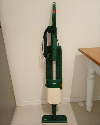 Folletto VK122 con accessori originali