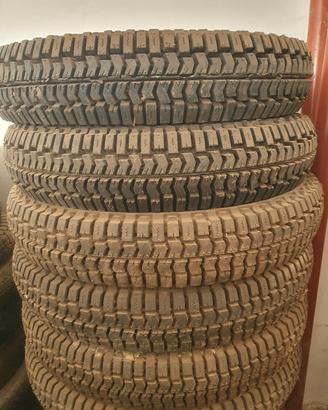 Preumatici Pirelli  6.50-13 e 5.90-15