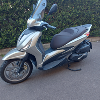 Piaggio beverly 400