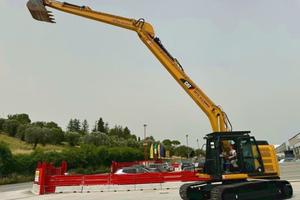 ESCAVATORE CINGOLATO CAT 320 EL RR LONG REACH A NO