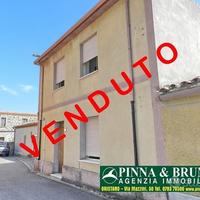 Bauladu - Casa Indipendente tipica del posto