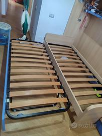 Letto singolo con altro letto singolo sotto
