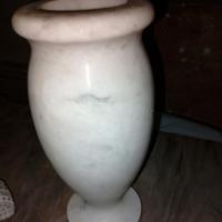 Vaso in marmo 