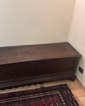 Cassapanca piemontese in noce ‘700