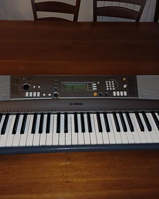 tastiera yamaha psr-e313 ypt-310