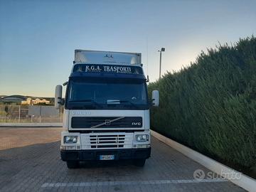 Volvo Fm 10 360cv Isotermico Senza ATP con Sponda