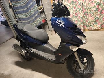 Aprilia Leonardo 125
