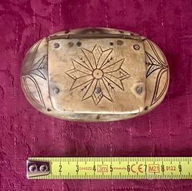 Tabacchiera in corno epoca 1800