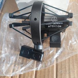 AKG pinza per microfono nuova