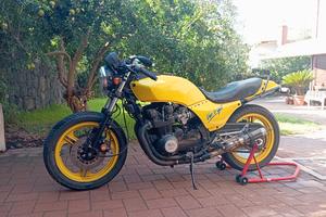 Kawasaki GPZ 750 anno 1984