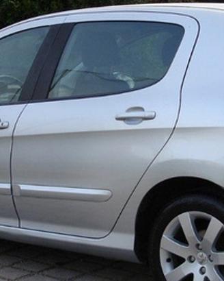 Peugeot 308 alzavetri tergicristalli mensola