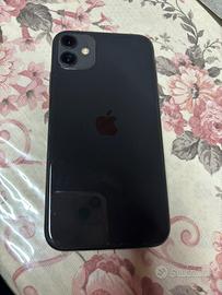 iPhone 11.    128 gb.    150 €