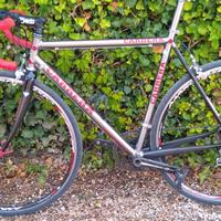 Bici da corsa in TITANIO