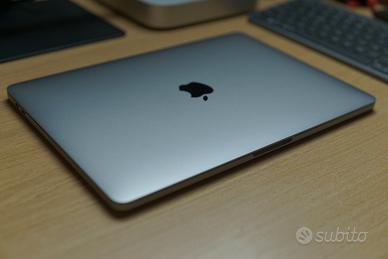 MacBook Pro 13'' - 2019 con Touch Bar