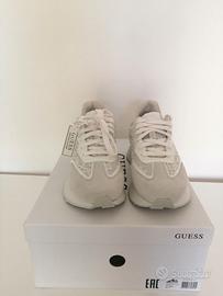 Sneakers GUESS Luchia nuove - pelle