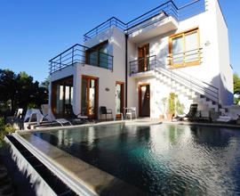 Torre Colonna House piscina e mare