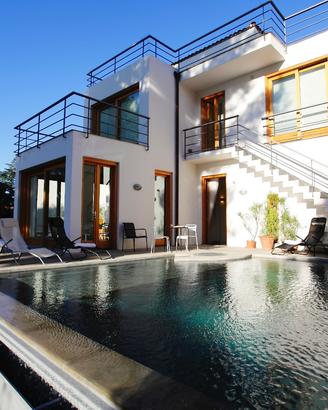 Torre Colonna House piscina e mare
