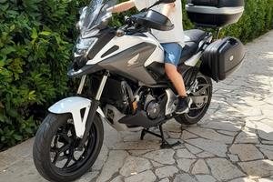 honda NC  750 X  DCT