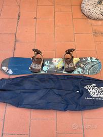 Snowboard donna 139 + Attacchi Burton + Sacca