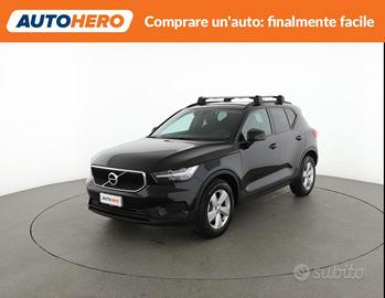 VOLVO XC40 HX06927
