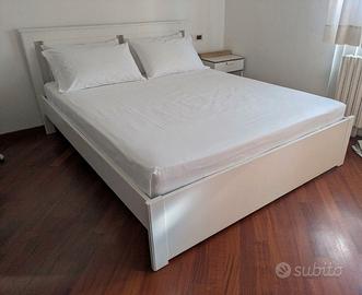 Struttura letto IKEA con doghe