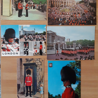 24 cartoline divise militari dal mondo