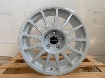 Cerchi in lega Cinel Racing Turismo 8x18 Yaris GR