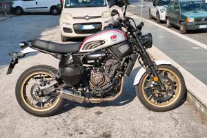 Yamaha xsr 700 XTribute 2023