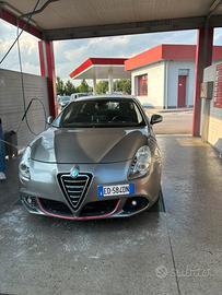 Alfa Romeo Giulietta 1.6 105 CV