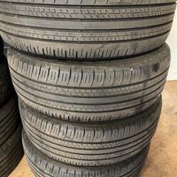 Gomme 225 60 18 estive Dunlop
