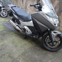 Honda Integra 750