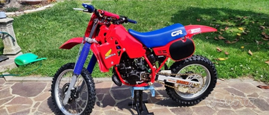 Honda e Yamaha 250 cross