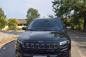 Jeep copass 4×e