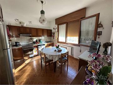 FAVARO PORZIONE DI CASA AL PRIMO PIANO CON GIARDIN