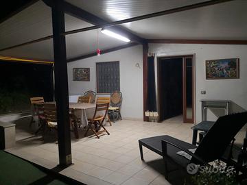 Villetta indipendente a 200 mt dal mare