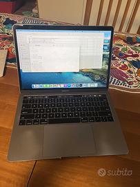 Macbook Pro 2017 i7 3,5 Ghz 16 gb ram 512 Gb touch